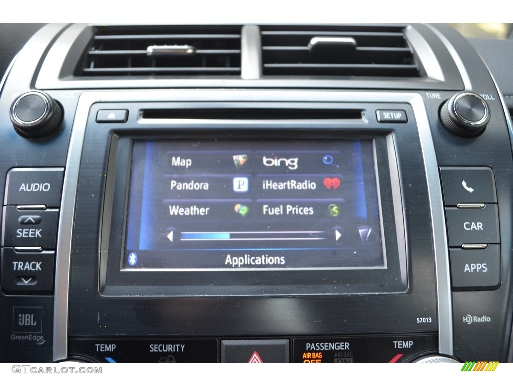 2012 Camry XLE V6 - Classic Silver Metallic / Ivory photo #18