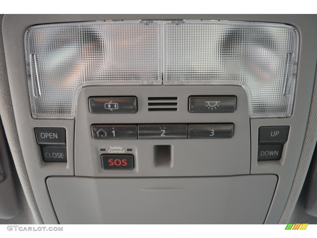 2012 Camry XLE V6 - Classic Silver Metallic / Ivory photo #26