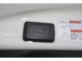 Super White - RAV4 XLE Photo No. 12
