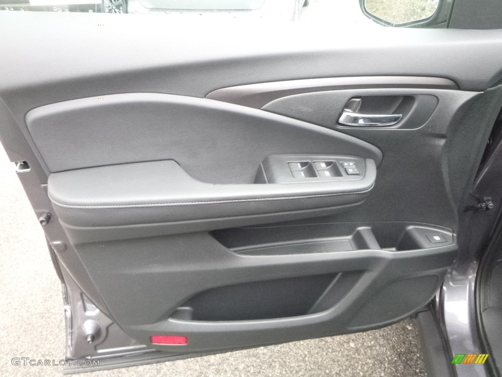2019 Honda Ridgeline RTL-T AWD Black Door Panel Photo #126652907
