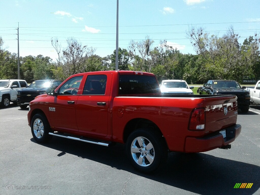 2018 1500 Express Crew Cab 4x4 - Flame Red / Black/Diesel Gray photo #3