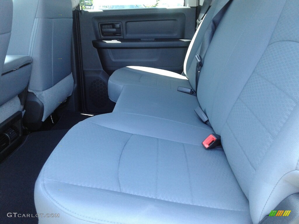2018 1500 Express Crew Cab 4x4 - Flame Red / Black/Diesel Gray photo #10