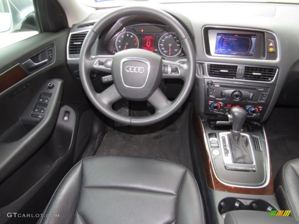 2012 Q5 3.2 FSI quattro - Ice Silver Metallic / Black photo #13