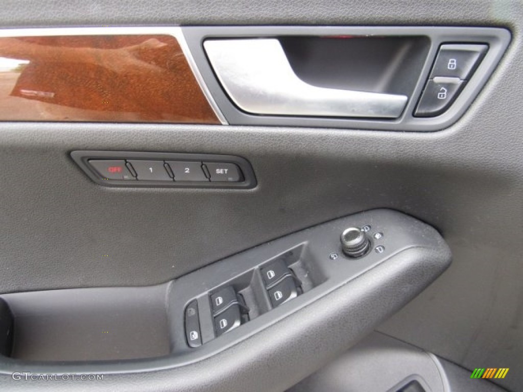2012 Q5 3.2 FSI quattro - Ice Silver Metallic / Black photo #25