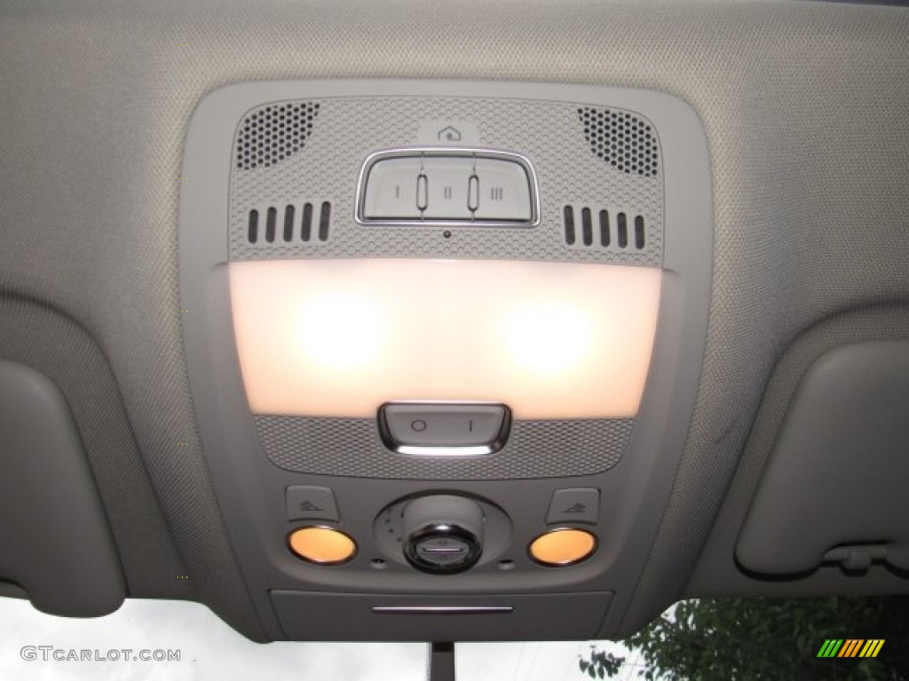 2012 Q5 3.2 FSI quattro - Ice Silver Metallic / Black photo #34