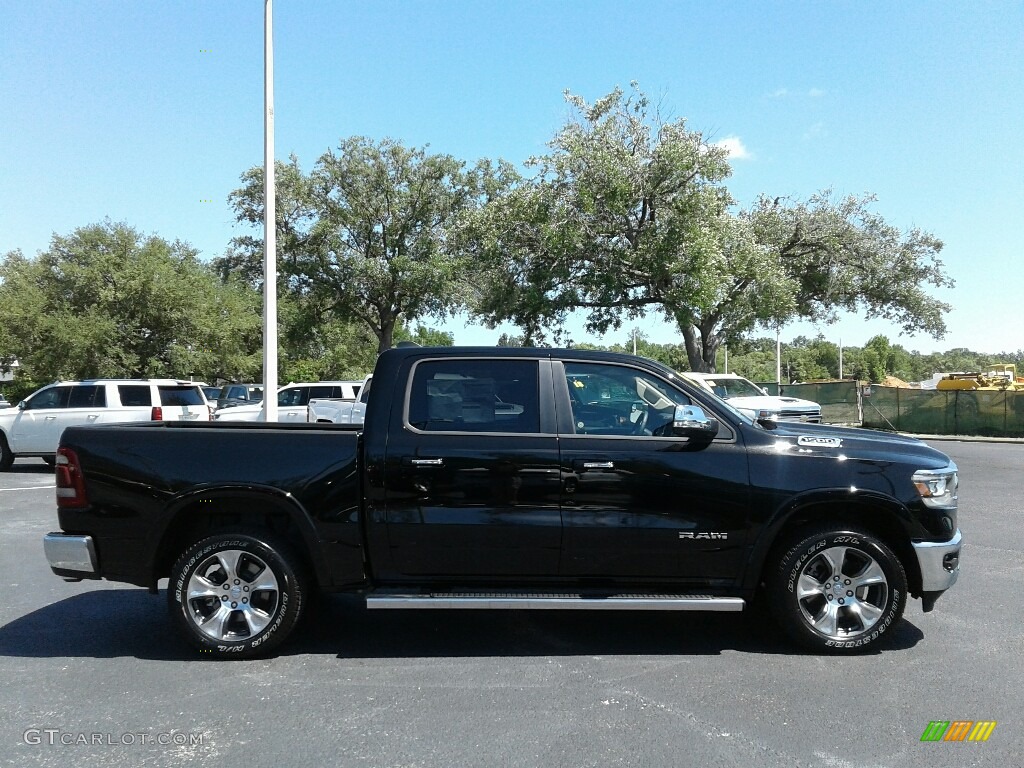 2019 1500 Laramie Crew Cab 4x4 - Diamond Black Crystal Pearl / Black photo #6