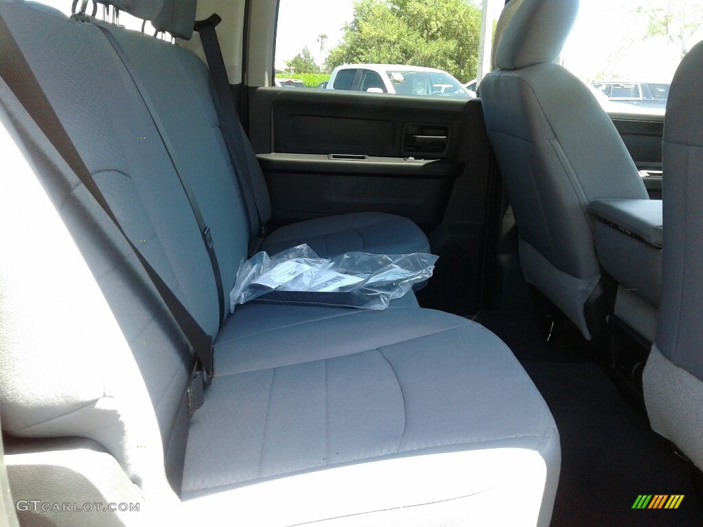 2018 1500 Express Crew Cab - Granite Crystal Metallic / Black/Diesel Gray photo #11