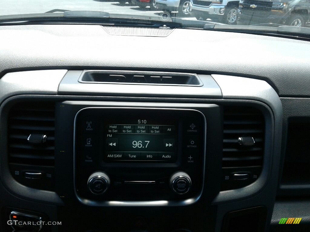 2018 1500 Express Crew Cab - Granite Crystal Metallic / Black/Diesel Gray photo #15