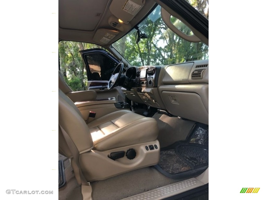 2006 F350 Super Duty Lariat Crew Cab 4x4 - Black / Tan photo #16
