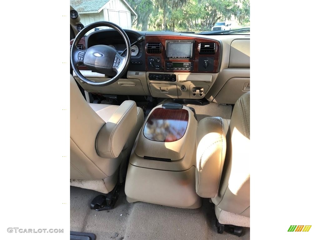 2006 F350 Super Duty Lariat Crew Cab 4x4 - Black / Tan photo #18