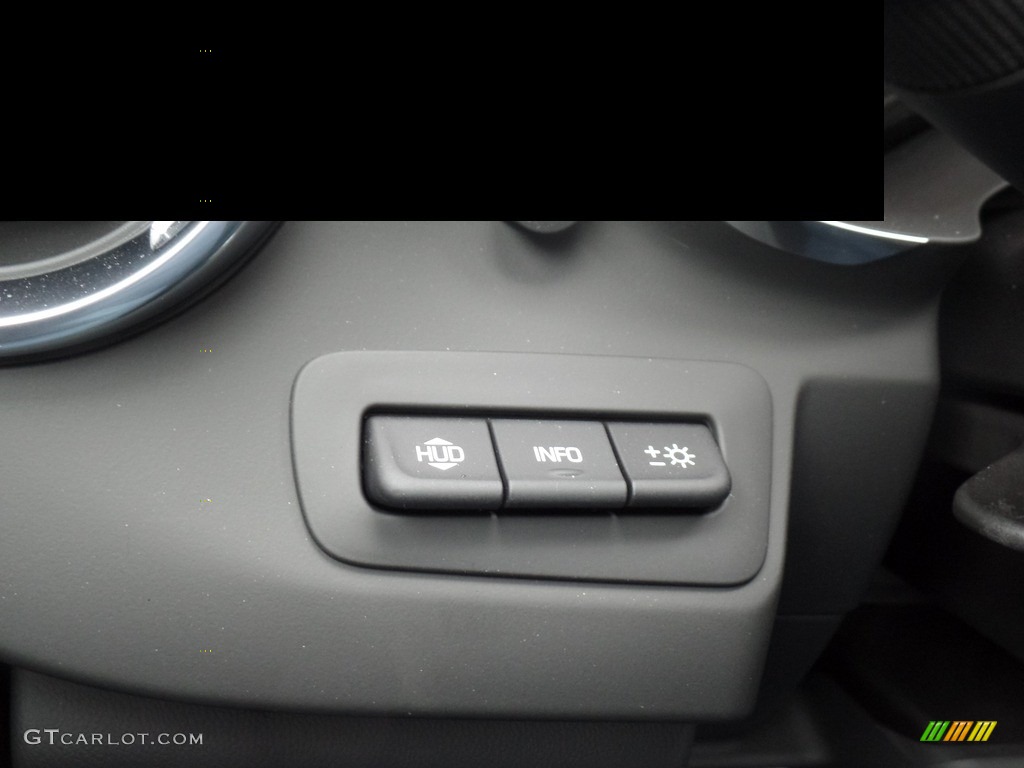 2018 Chevrolet Camaro SS Coupe Controls Photo #126666695