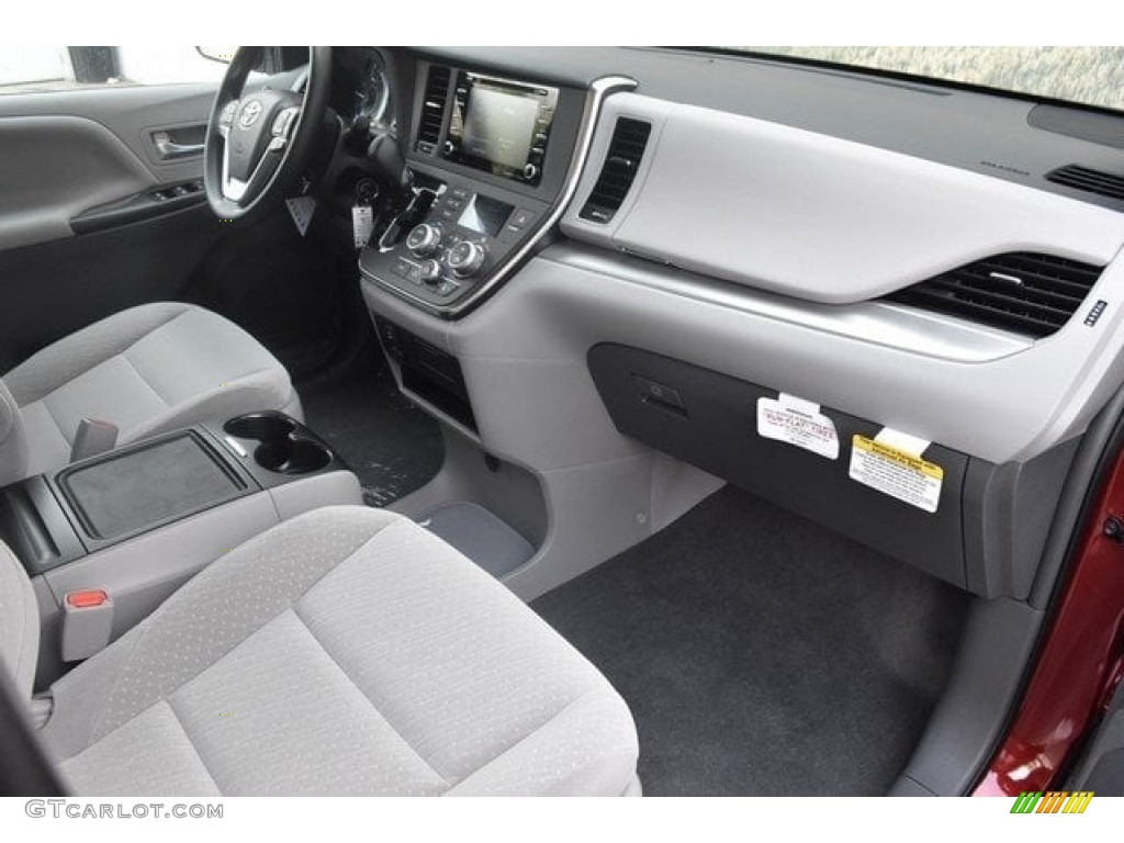 2018 Toyota Sienna LE AWD Gray Dashboard Photo #126666800