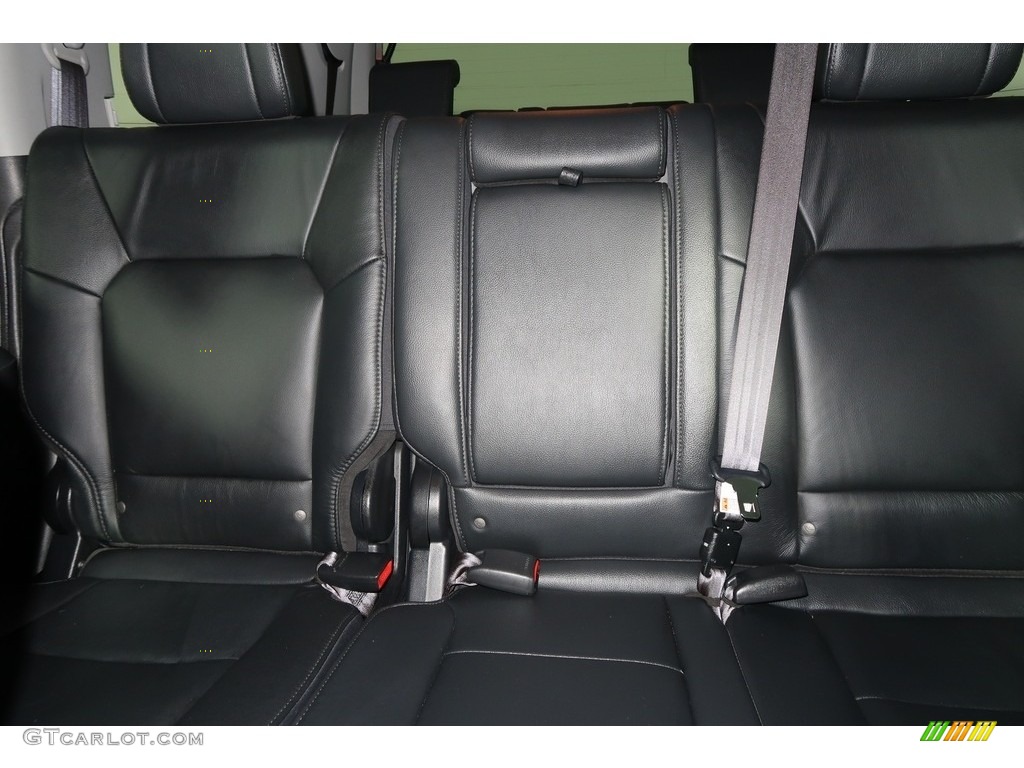 2015 Pilot Touring 4WD - Crystal Black Pearl / Black photo #23