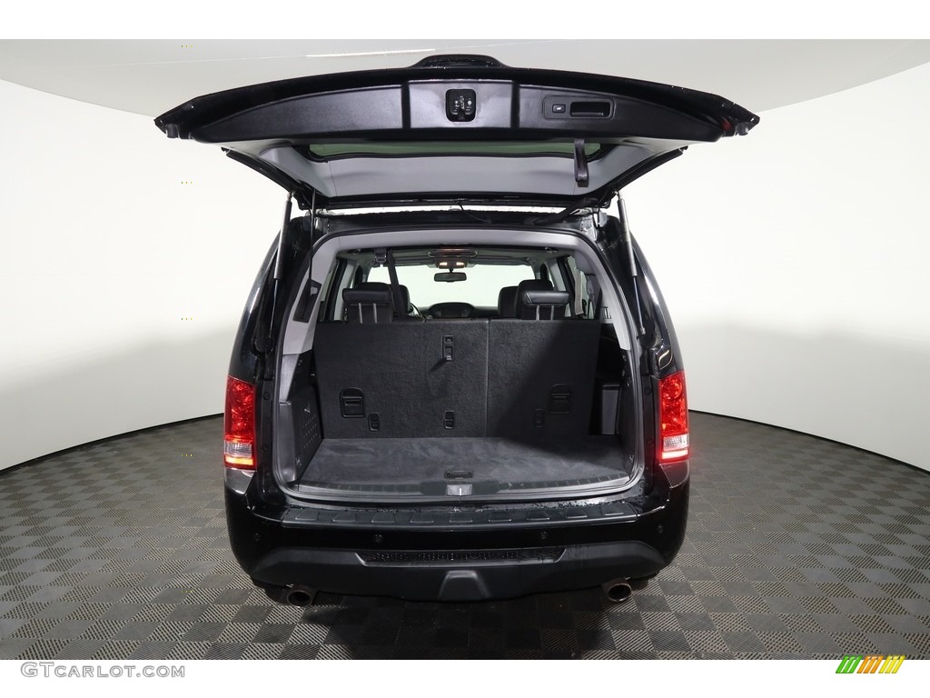 2015 Pilot Touring 4WD - Crystal Black Pearl / Black photo #26