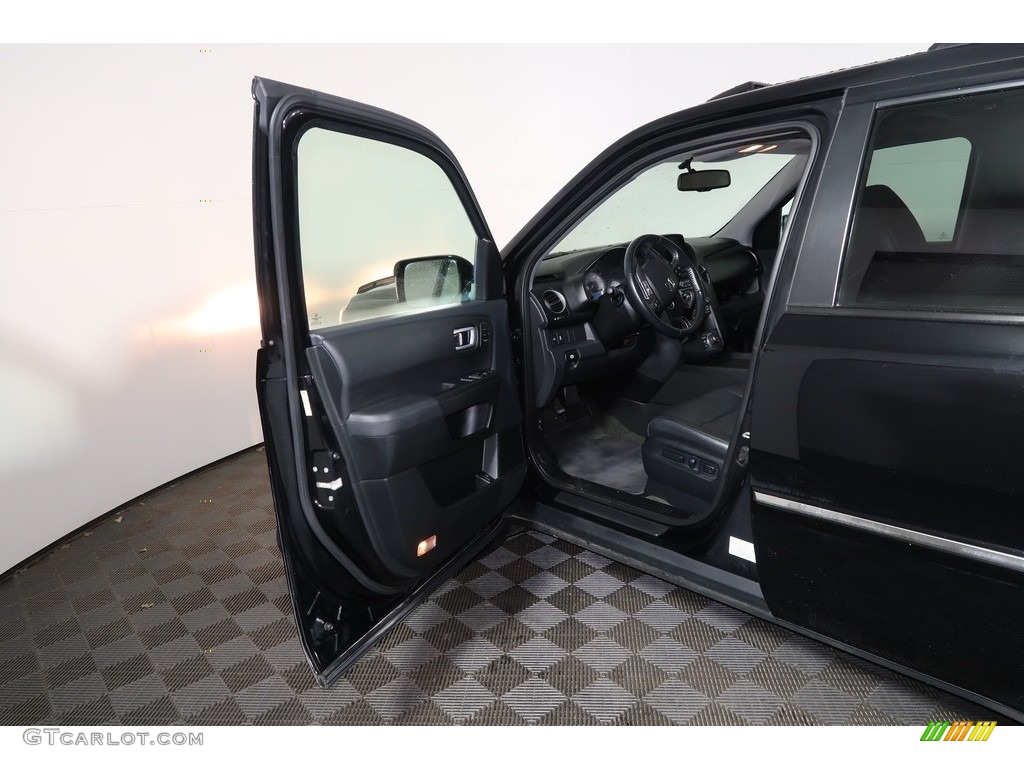 2015 Pilot Touring 4WD - Crystal Black Pearl / Black photo #29