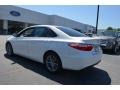 Super White - Camry SE Photo No. 4