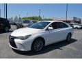 Super White - Camry SE Photo No. 6