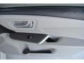 Super White - Camry SE Photo No. 14