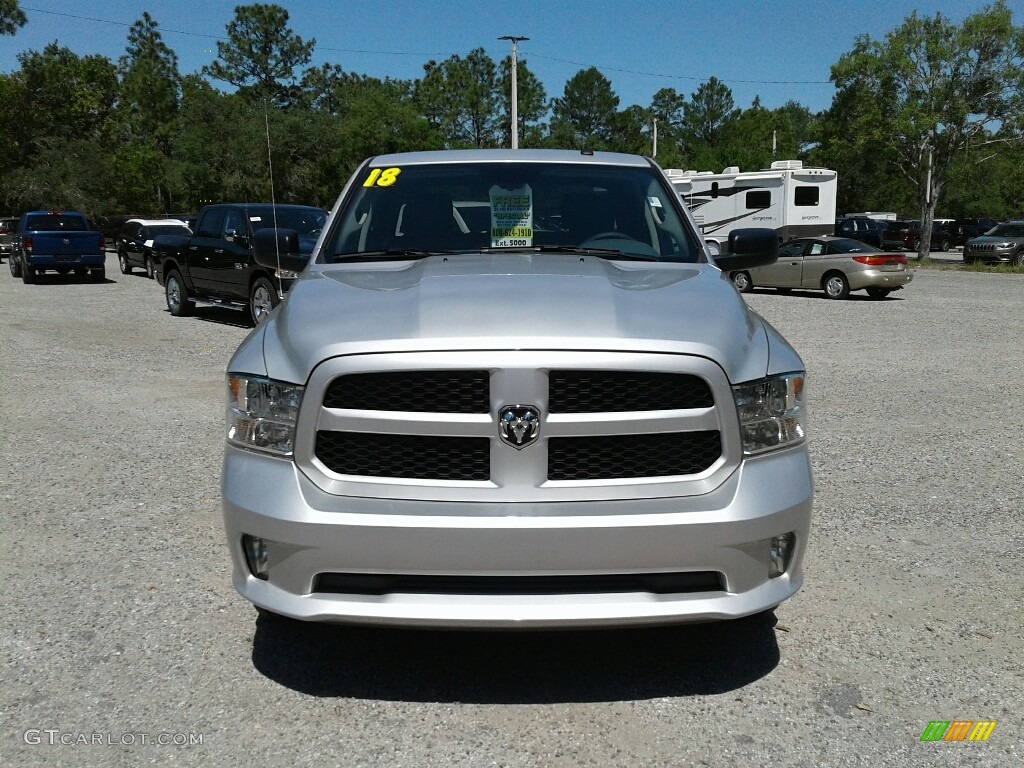 2018 1500 Express Crew Cab - Bright Silver Metallic / Black/Diesel Gray photo #8