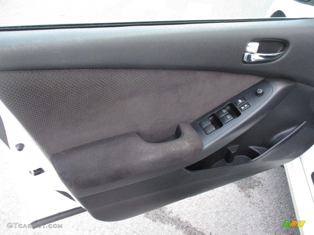 2009 Altima 2.5 S - Winter Frost Pearl / Charcoal photo #11