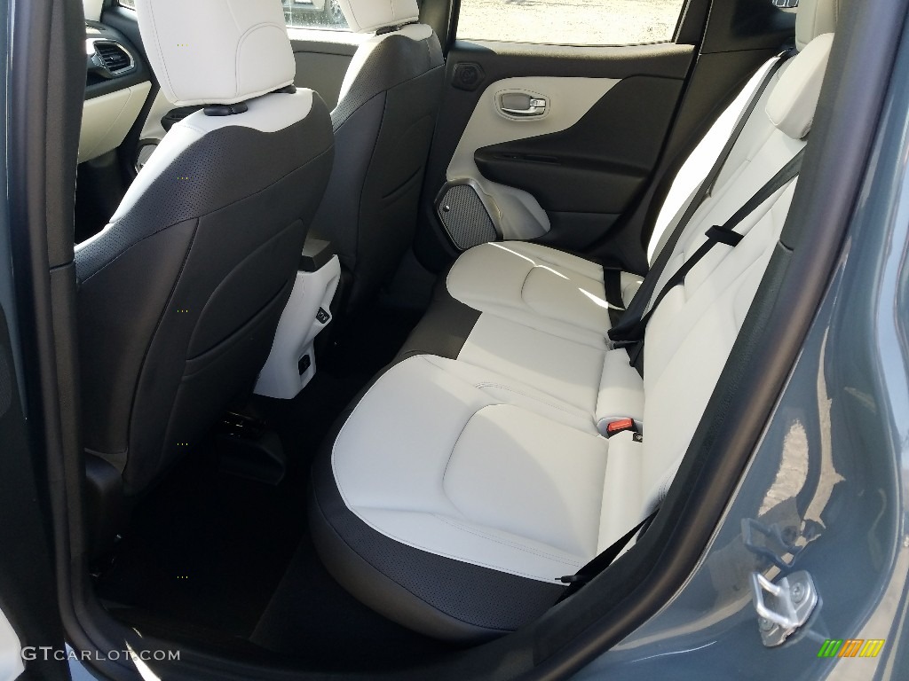 2018 Jeep Renegade Limited 4x4 Rear Seat Photo #126685605