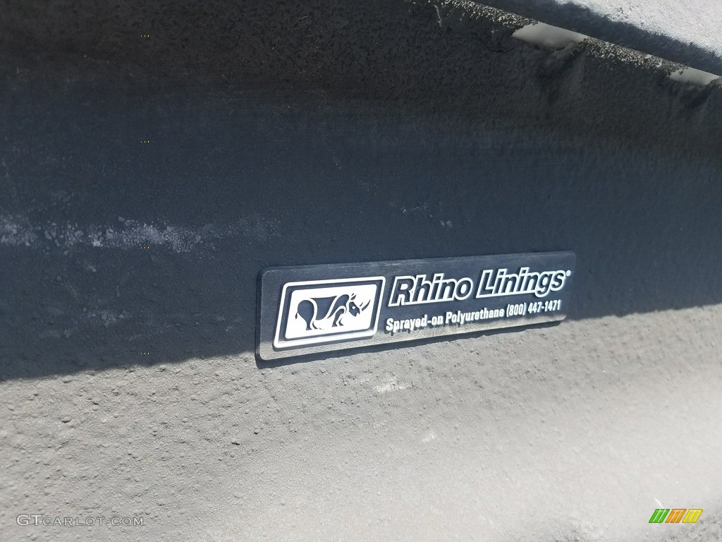 2004 Silverado 1500 Regular Cab - Summit White / Dark Charcoal photo #7