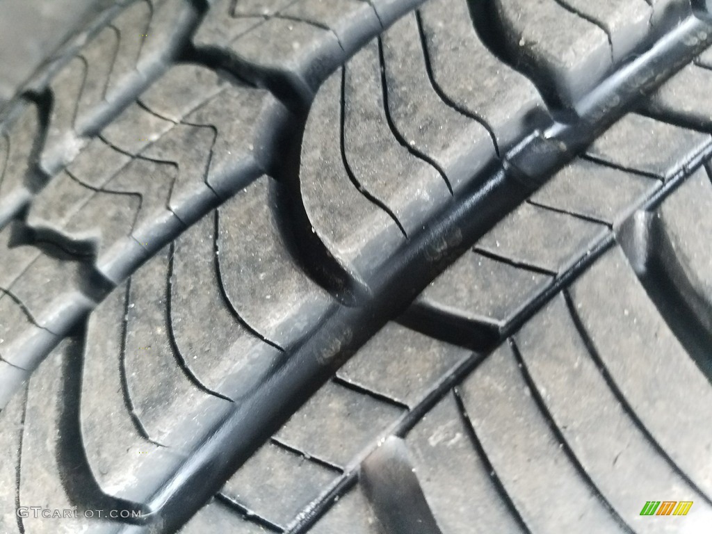 2004 Silverado 1500 Regular Cab - Summit White / Dark Charcoal photo #29