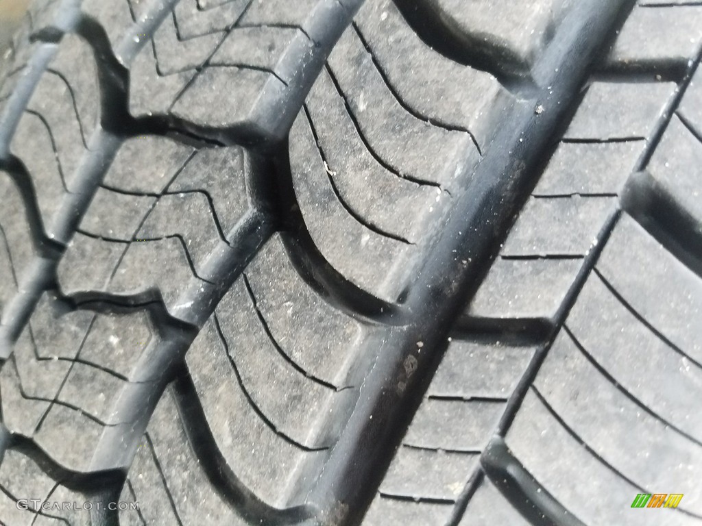 2004 Silverado 1500 Regular Cab - Summit White / Dark Charcoal photo #30