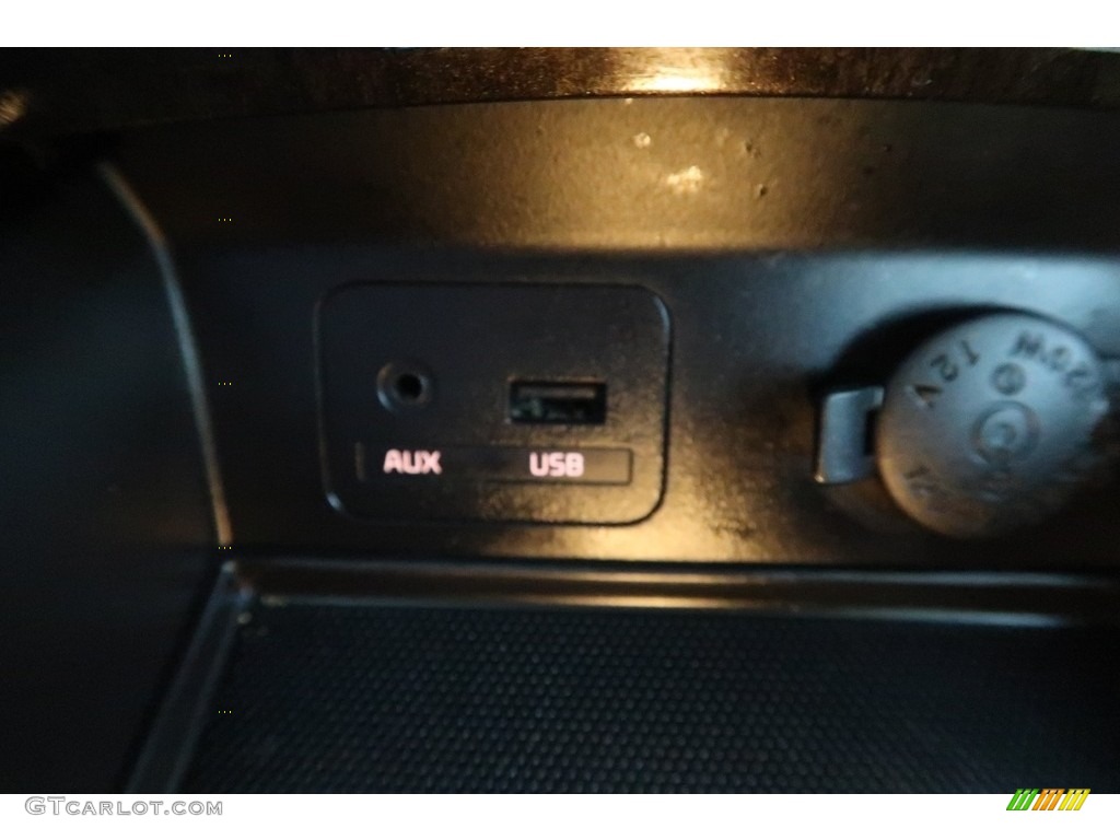 2014 Cadenza Limited - Aurora Black / Beige photo #4