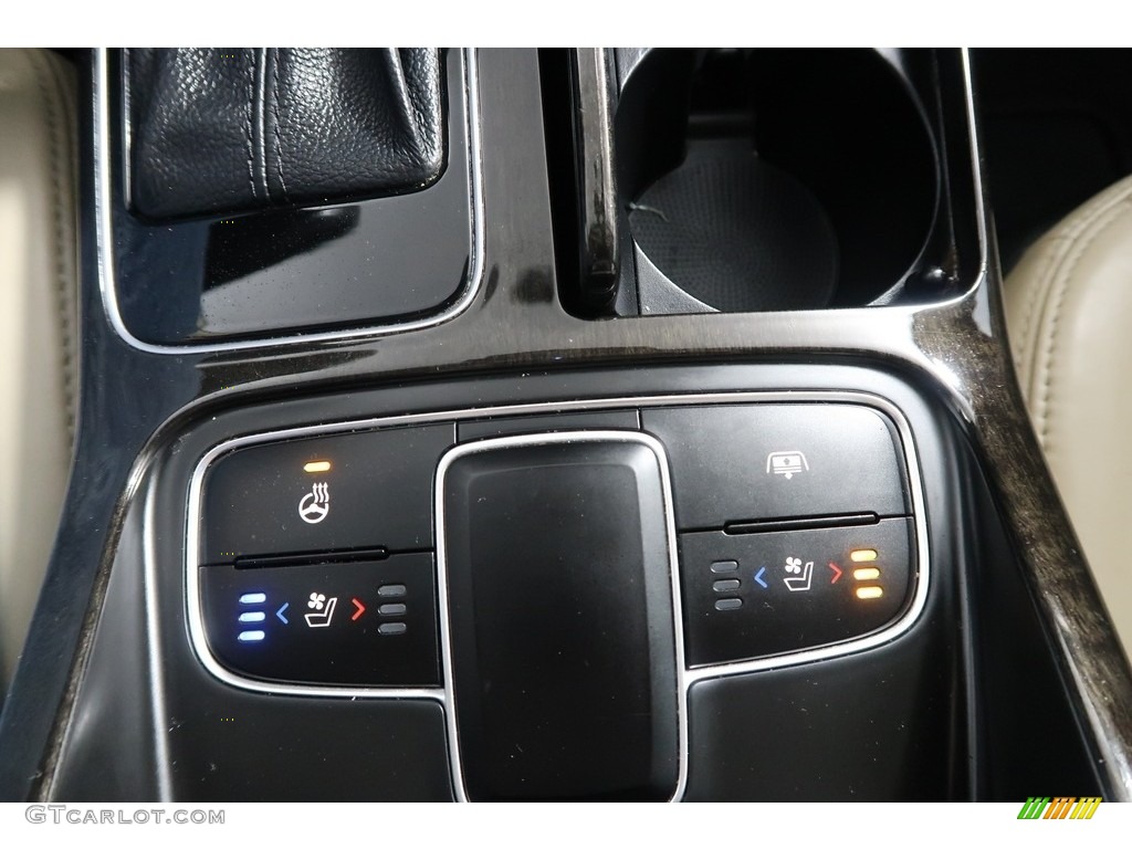 2014 Cadenza Limited - Aurora Black / Beige photo #6