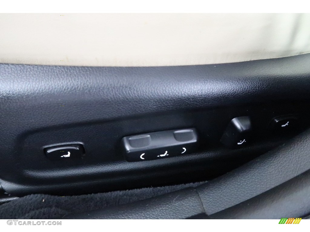 2014 Cadenza Limited - Aurora Black / Beige photo #7