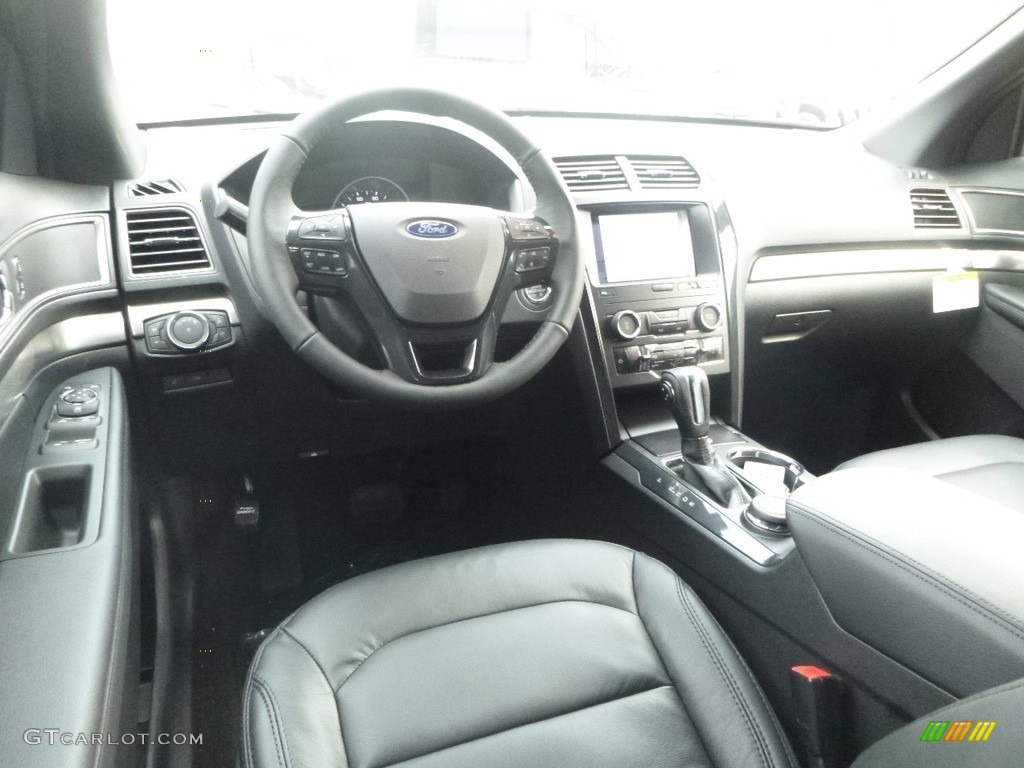 2018 Explorer XLT 4WD - Shadow Black / Ebony Black photo #9