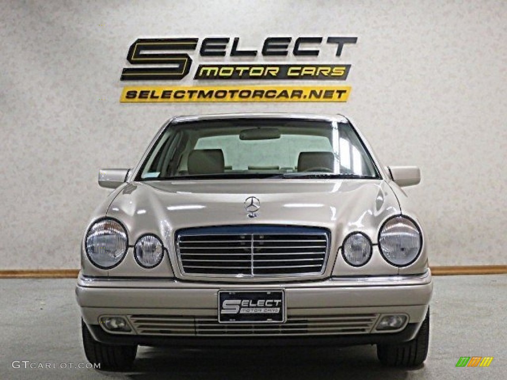 1999 E 320 Sedan - Smoke Silver Metallic / Parchment photo #2