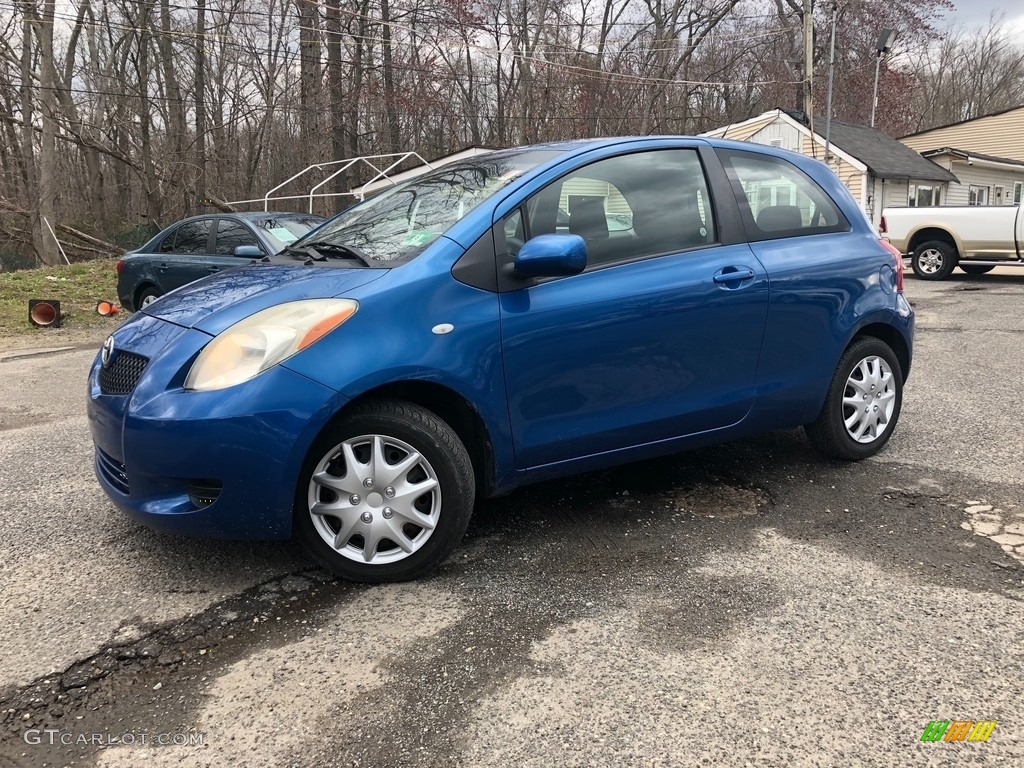 2007 Yaris 3 Door Liftback - Blazing Blue Metallic / Dark Charcoal photo #2
