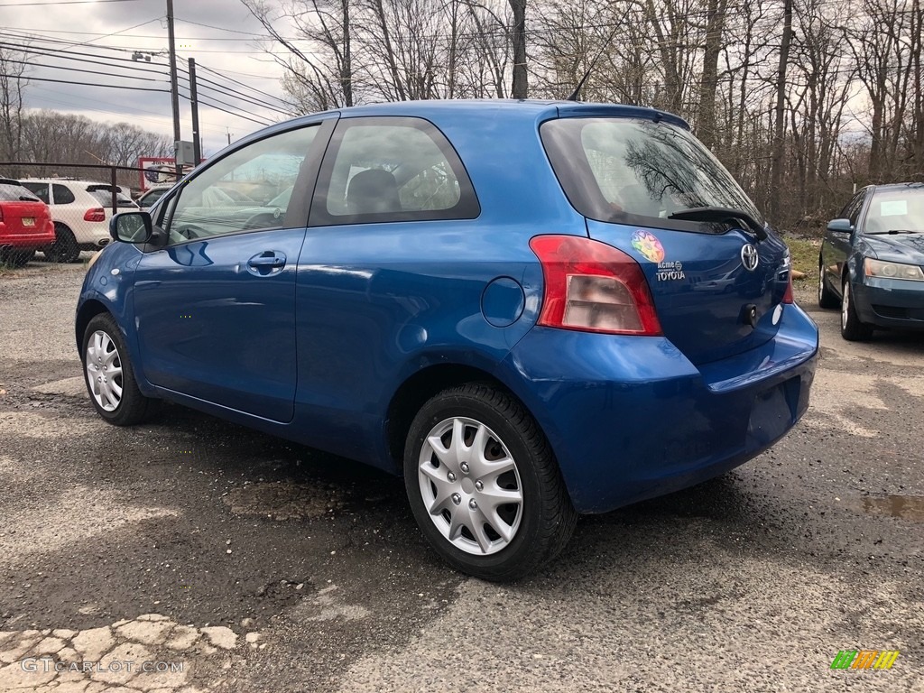 2007 Yaris 3 Door Liftback - Blazing Blue Metallic / Dark Charcoal photo #4