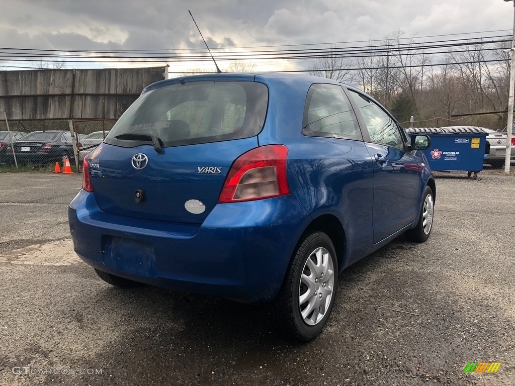 2007 Yaris 3 Door Liftback - Blazing Blue Metallic / Dark Charcoal photo #6
