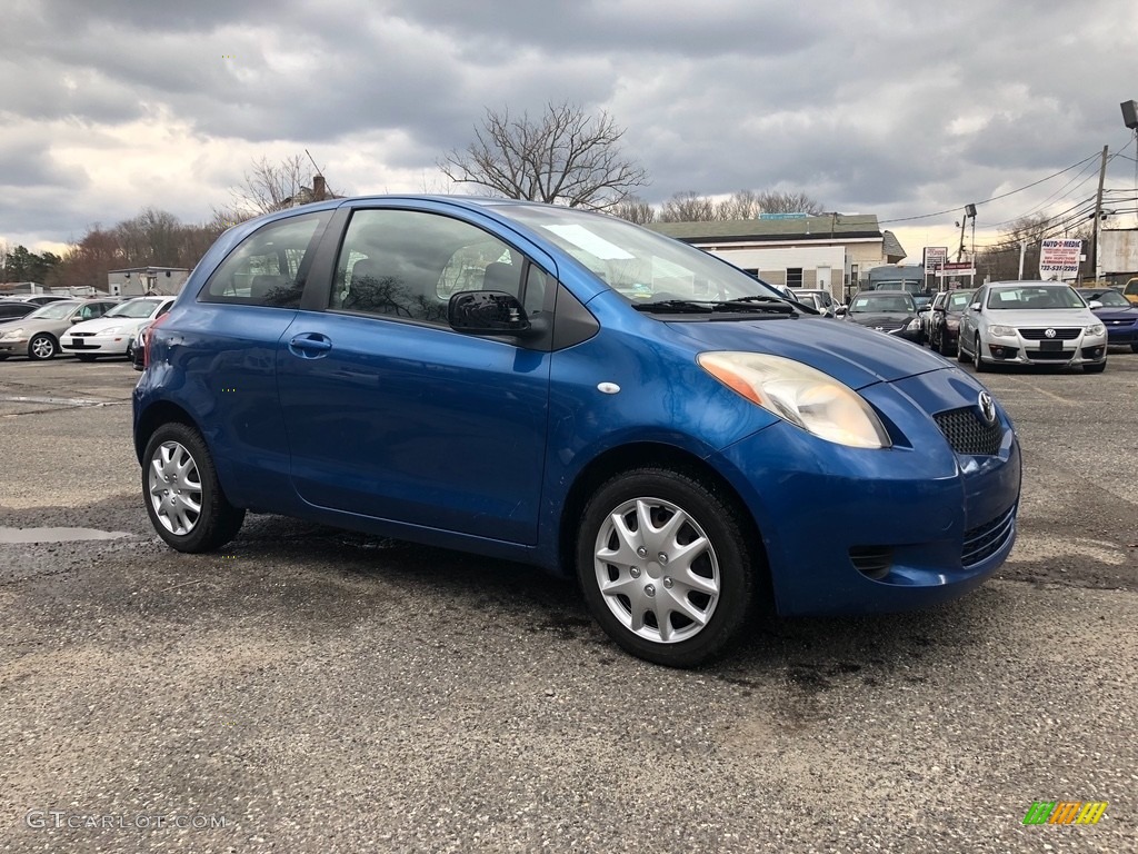 2007 Yaris 3 Door Liftback - Blazing Blue Metallic / Dark Charcoal photo #8