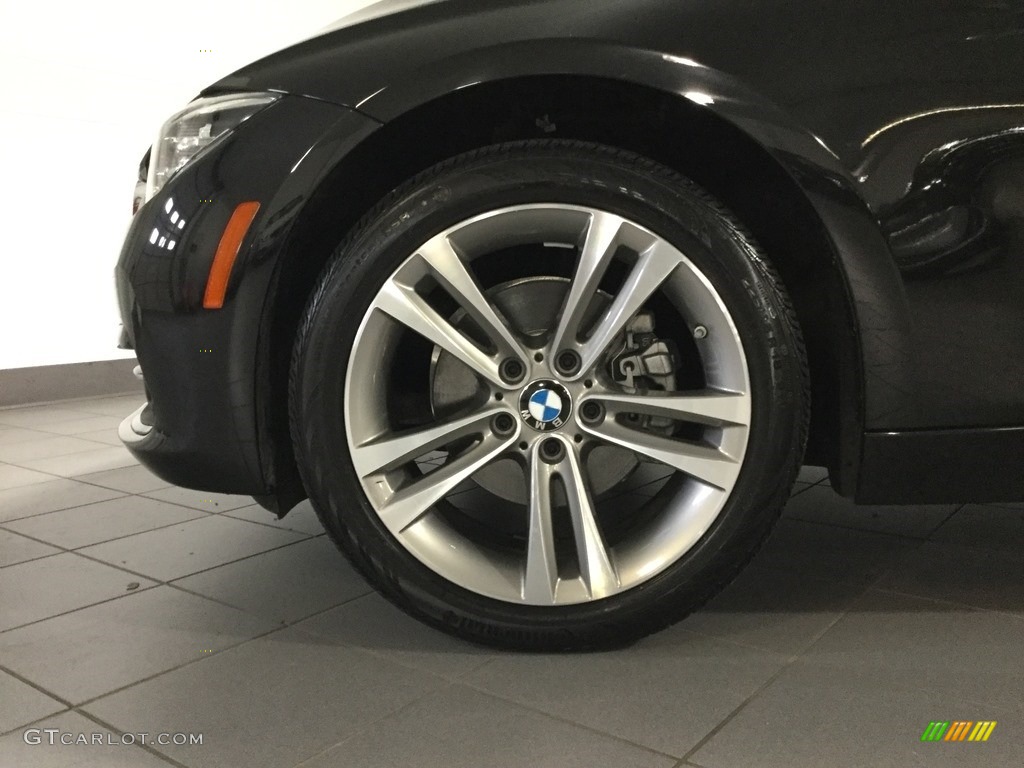 2018 3 Series 330i xDrive Sedan - Jet Black / Black photo #30