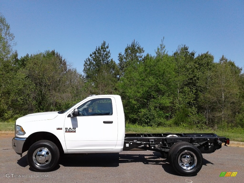 2018 3500 Tradesman Regular Cab 4x4 Chassis - Bright White / Black/Diesel Gray photo #1