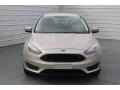 White Gold - Focus SE Sedan Photo No. 2
