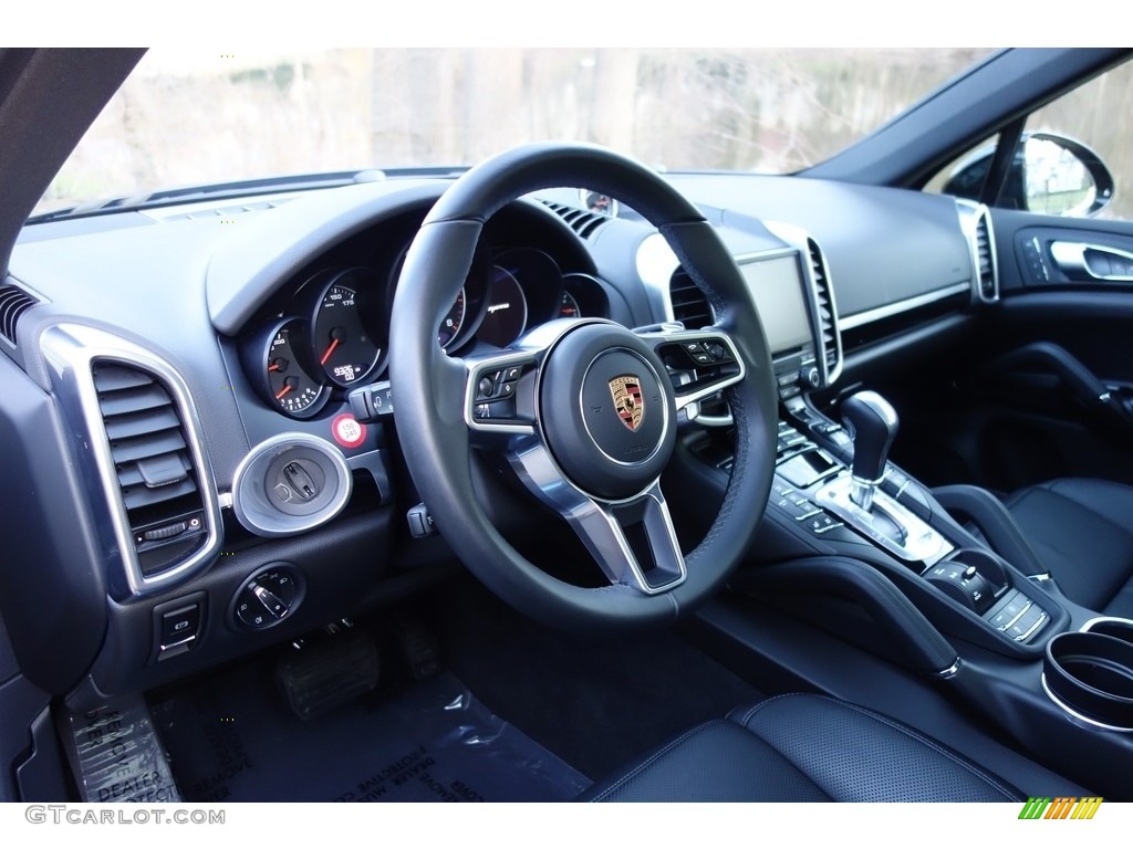2018 Porsche Cayenne Platinum Edition Black Steering Wheel Photo #126705377