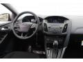 White Gold - Focus SE Sedan Photo No. 25