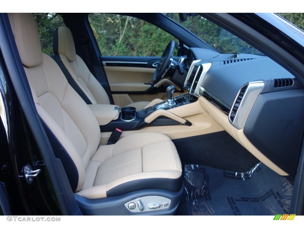 Black/Luxor Beige Interior 2018 Porsche Cayenne Platinum Edition Photo #126705884