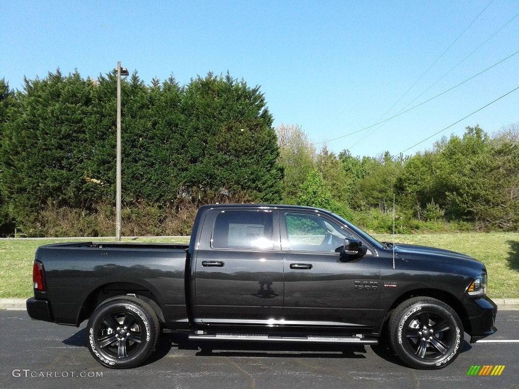 2018 1500 Night Crew Cab 4x4 - Brilliant Black Crystal Pearl / Black photo #5