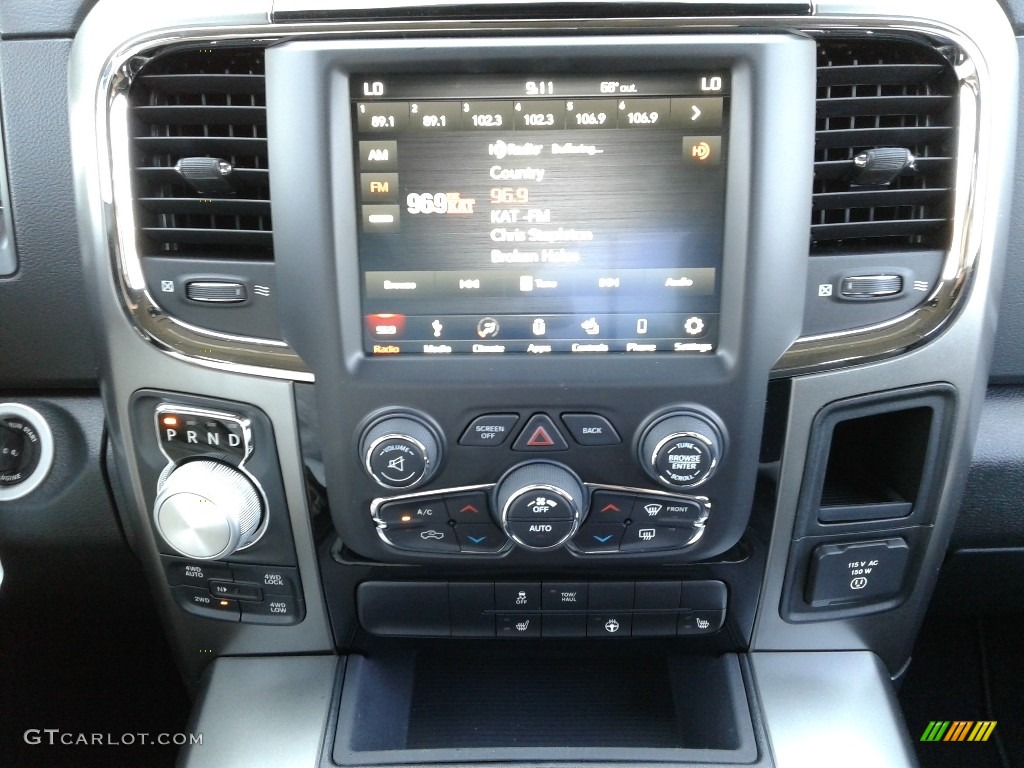 2018 1500 Night Crew Cab 4x4 - Brilliant Black Crystal Pearl / Black photo #21