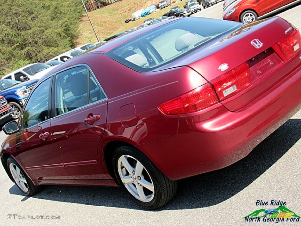 2005 Accord EX Sedan - Redondo Red Pearl / Gray photo #27