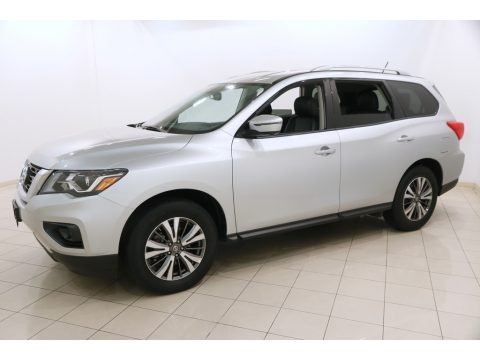2018 Nissan Pathfinder SL 4x4 Data, Info and Specs