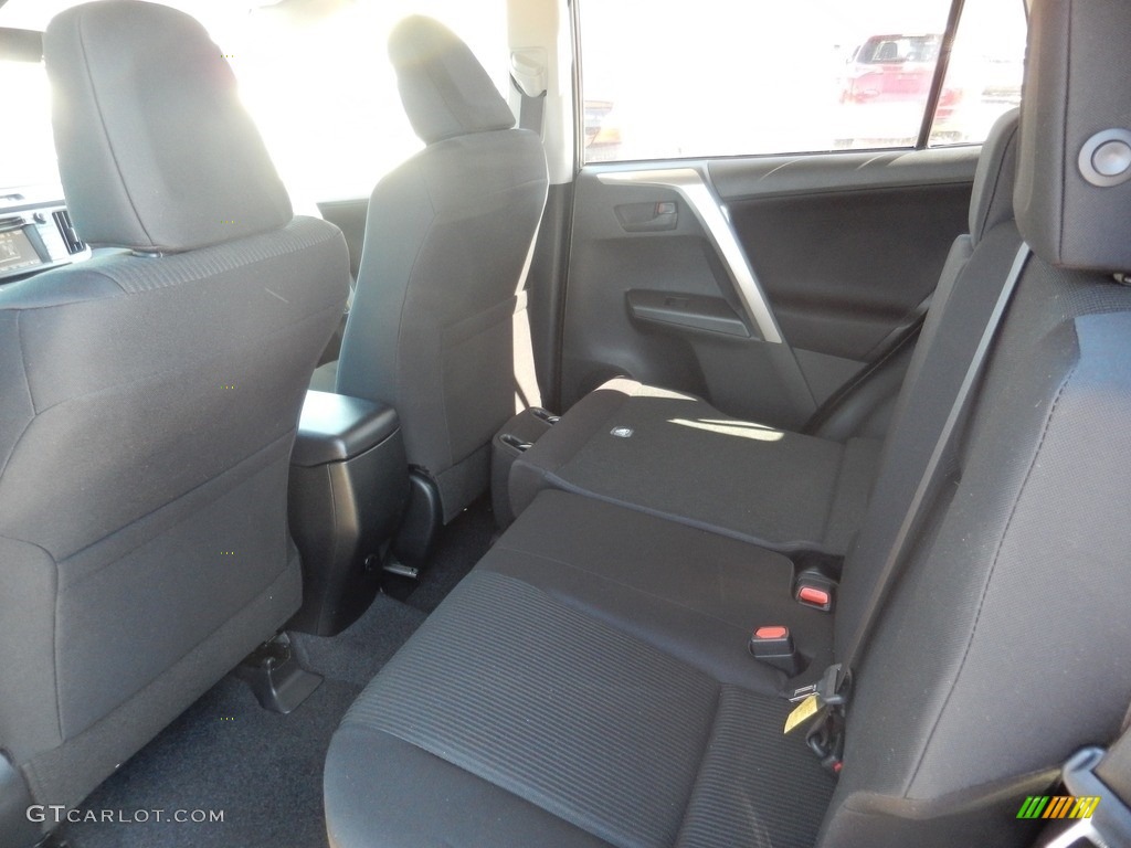 2018 RAV4 LE - Magnetic Gray Metallic / Black photo #4