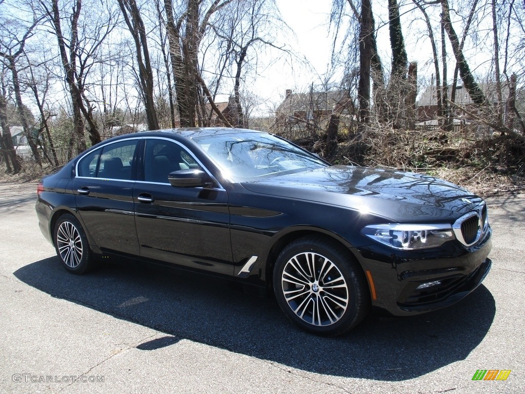 2018 5 Series 530i xDrive Sedan - Black Sapphire Metallic / Black photo #1