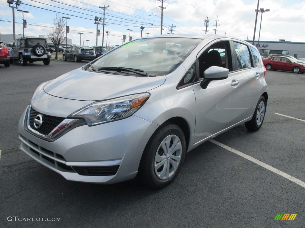 Brilliant Silver 2018 Nissan Versa Note SV Exterior Photo #126717024